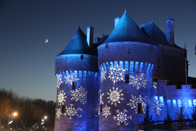 Guérande - La Cité en lumière - 1h30 - © Mairie de Guérande Guérande - La Cité en lumière - 1h30