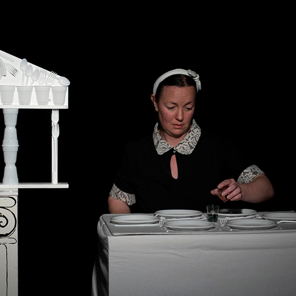 Le Pouliguen - Théâtre d'objets - Mytho Perso - Mardis de Baudry - © Isabela Balog Le Pouliguen - Théâtre d'objets - Mytho Perso - Mardis de Baudry